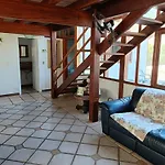 Casa Com Piscina A 150M Da Praia Do Lazaro